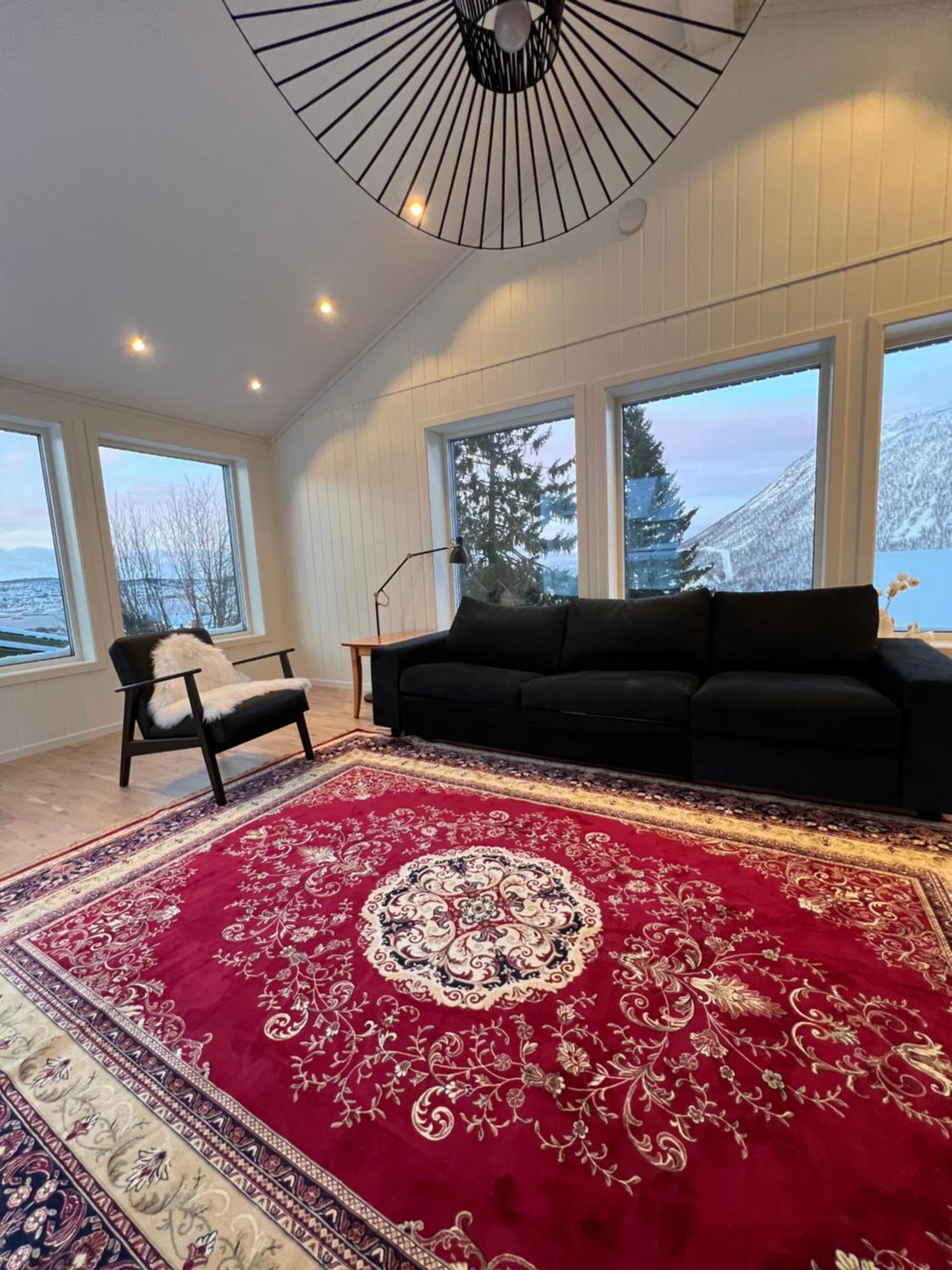 Tromso Arctic Villa With Free Parking Exterior photo